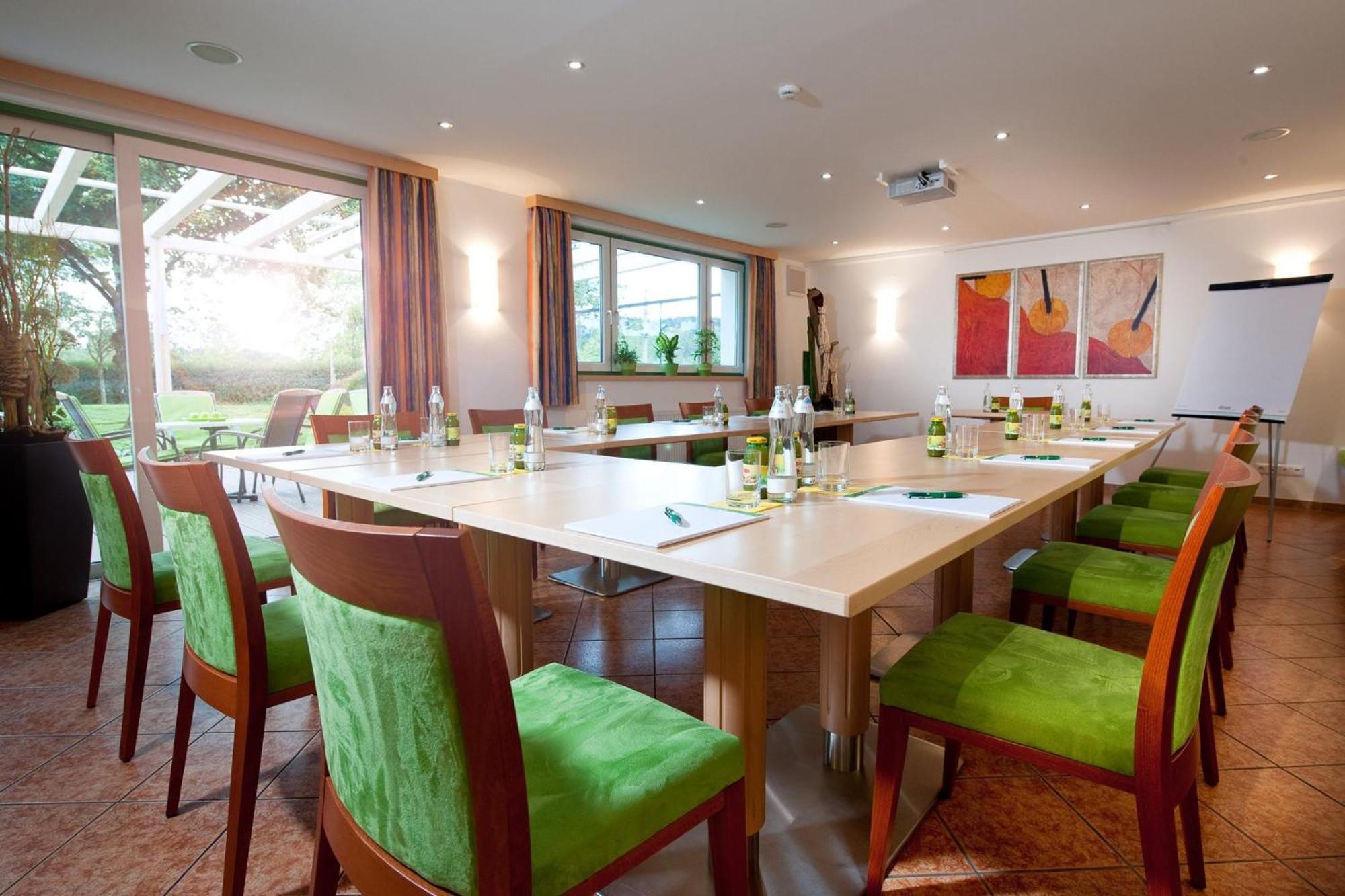 Hotel Sonnenhof Timelkam Экстерьер фото