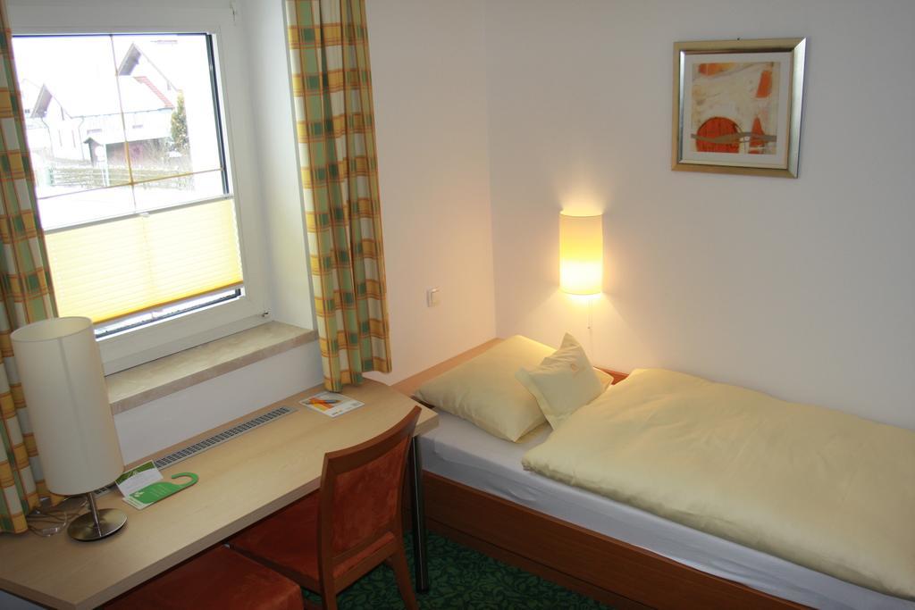 Hotel Sonnenhof Timelkam Экстерьер фото