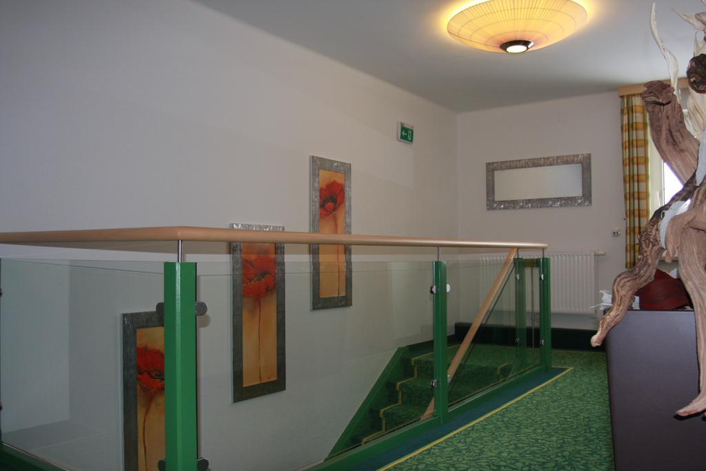 Hotel Sonnenhof Timelkam Экстерьер фото
